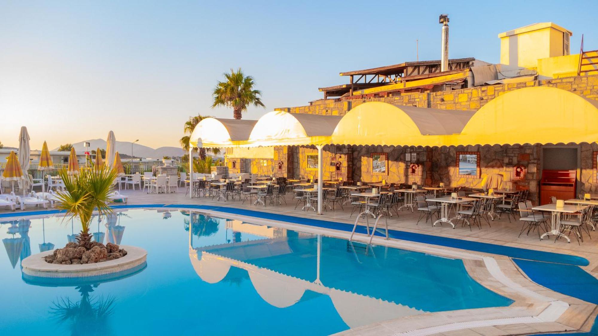Sunpoint Hotel Bodrum Exteriör bild